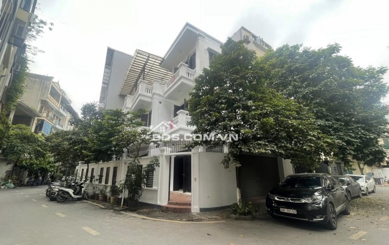 Chính chủ bán biệt thự lô góc khu nhà ở 18-4 Thanh Bình Mỗ Lao DT 165m2 x 3 tầng giá 31.9 tỷ